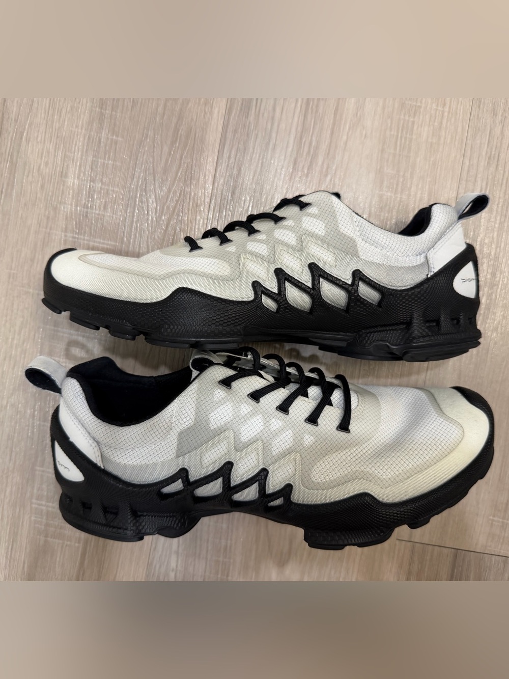 ECCO BIOM Women’s Sneakers Size EU 40 US 9-9.5
